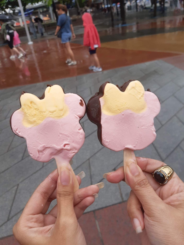 Minnie shaped frozen lollipops at Hong Kong Disneyland